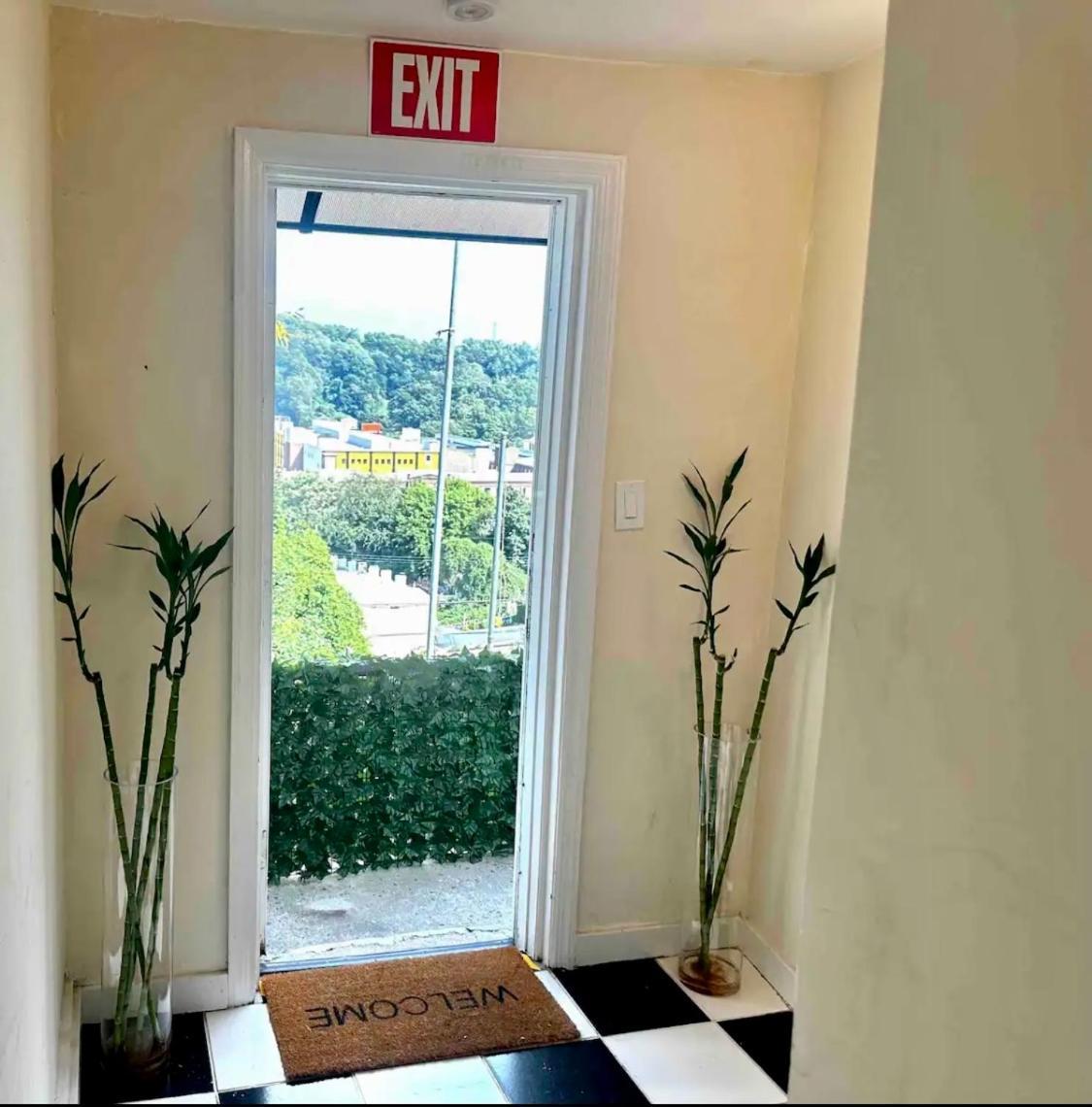 5-A Diamond In Yonkers Lägenhet Exteriör bild